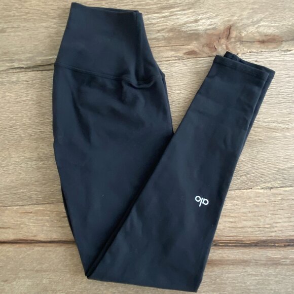 ALO Yoga Pants - Alo Airbrush High Waist 7/8 Length Black Legging Size XS 🖤